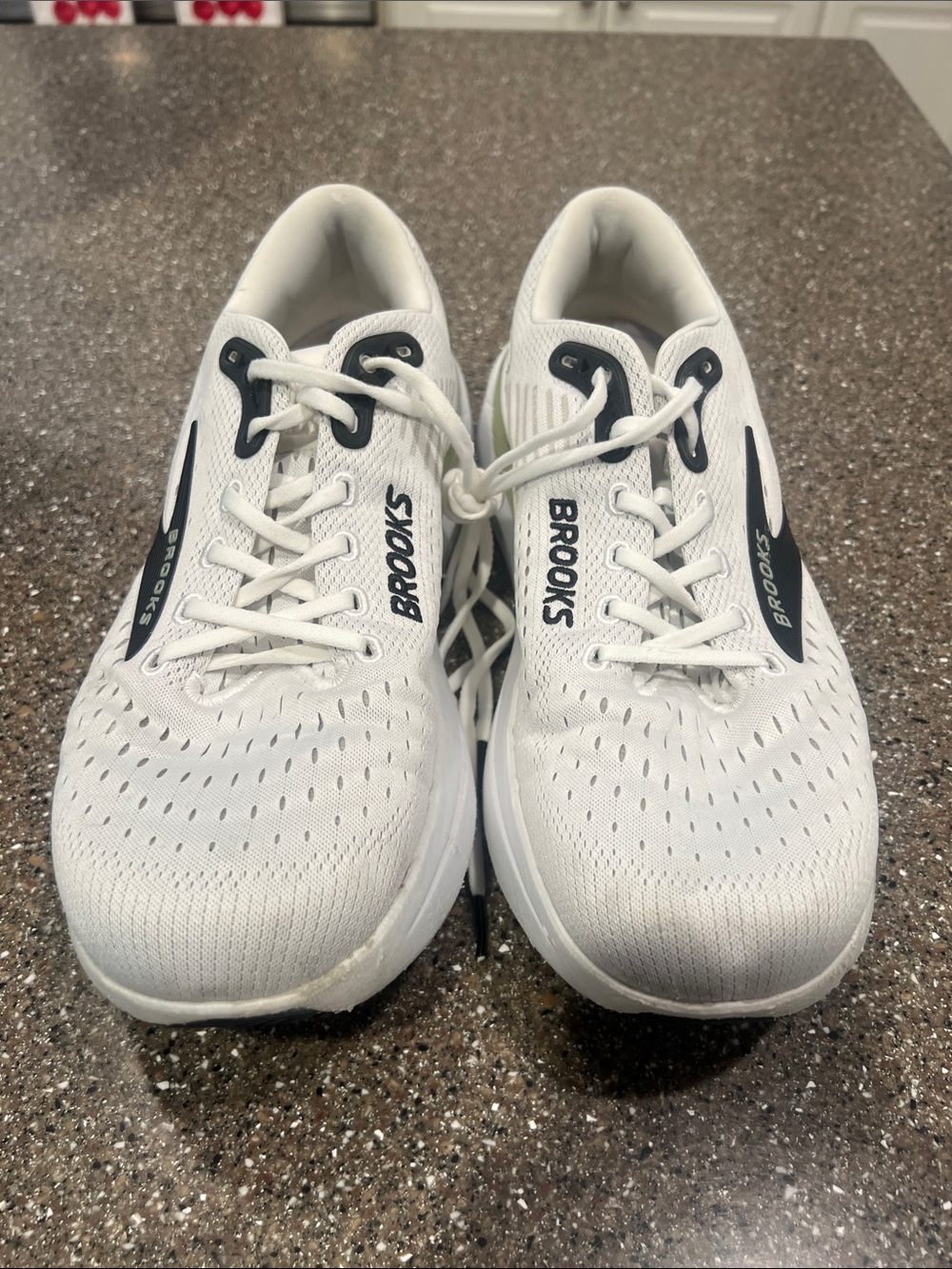 Brooks Men's Ghost Max 3 - Picture 2 of 8